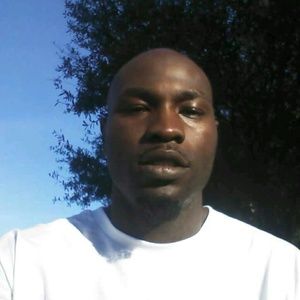 Meet your Posher, Donielle